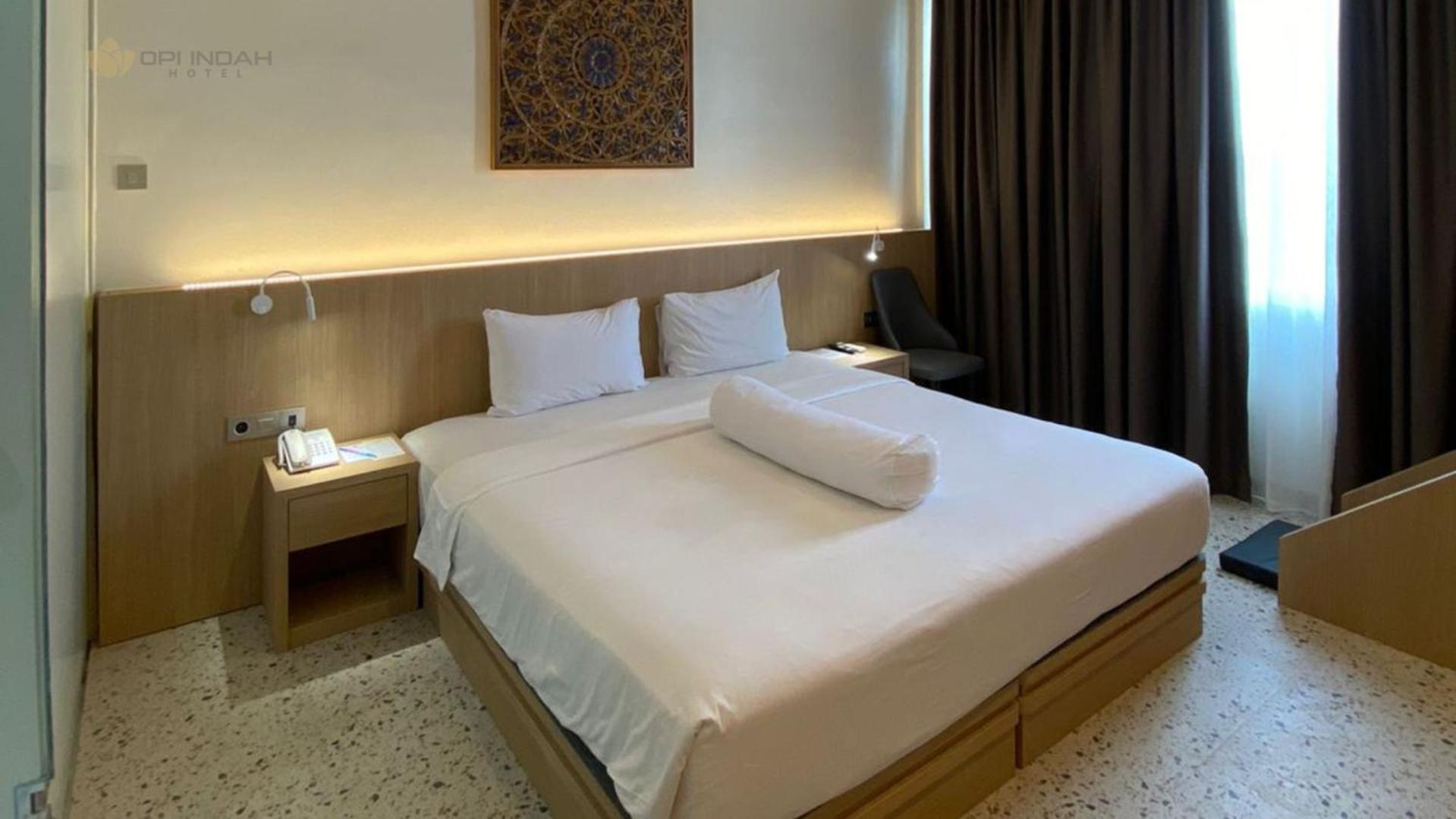 Opi Indah Hotel Palembang Exterior photo